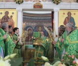 Божественная Литургия в Кресто-Воздвиженском соборе