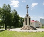 Памятник- часовня на месте встречи мощей прп. Евфросинии в 1910 г. 