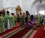 Божественная Литургия в Кресто-Воздвиженском соборе