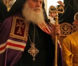 Архимандрит Ефрем на молебне