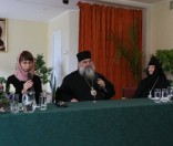 Беседа Митрополита Афанасия с сестрами обители
