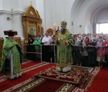 Божественная Литургия в Кресто-Воздвиженском соборе