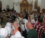 Освящение плодов. Фото 19 августа 2012 года