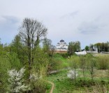 Весна в монастыре