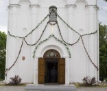Украшение храмов на праздник преподобной Евфросинии 5 июня 2010 г.