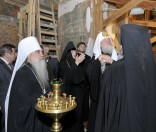 Игумения Евдокия рассказывает о древних фресках Преображенского храма