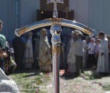 В ограде Воскресенского храма в г. Дисна