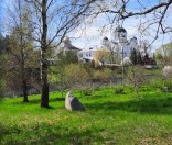 Весна в монастыре