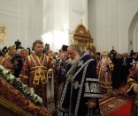 Помазание освященным елеем на всенощном бдении