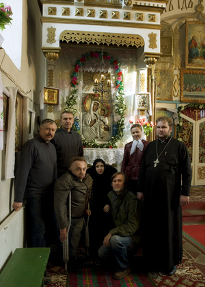 В-Никольском-храме-д.-Узмены В-Никольском-храме-д.-Узмены