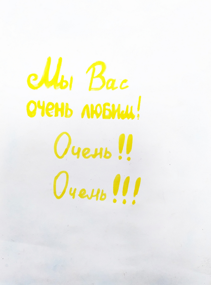 045