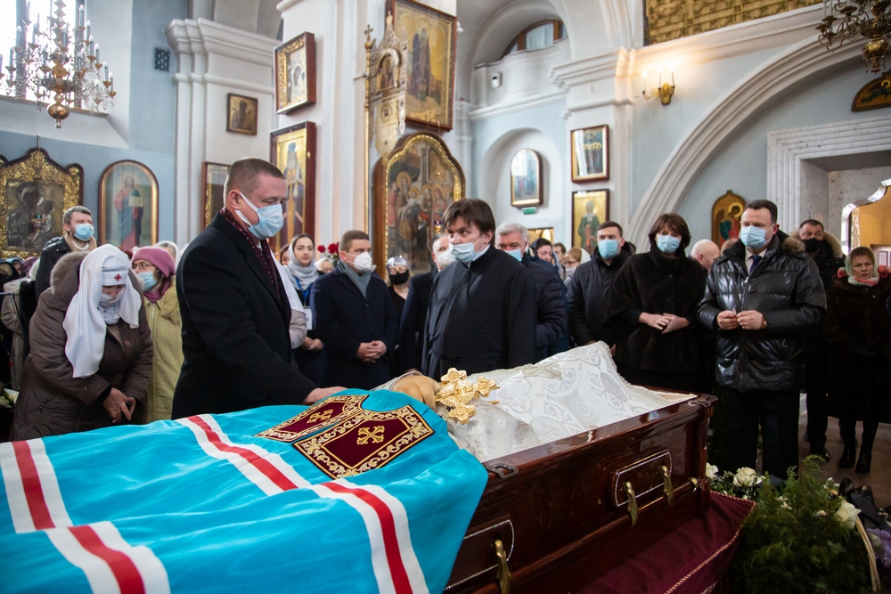 135