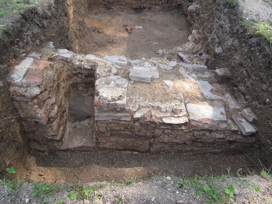 Археологические раскопки в Спасо-Евфросиниевском женском монастыре